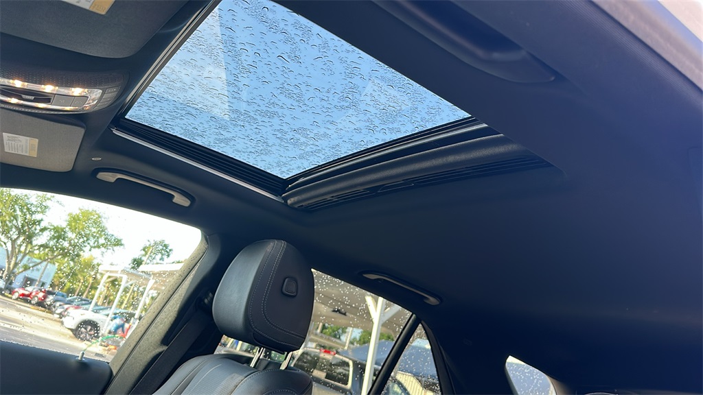 2024 Mercedes Benz GLE 450e 4MATIC photo 12