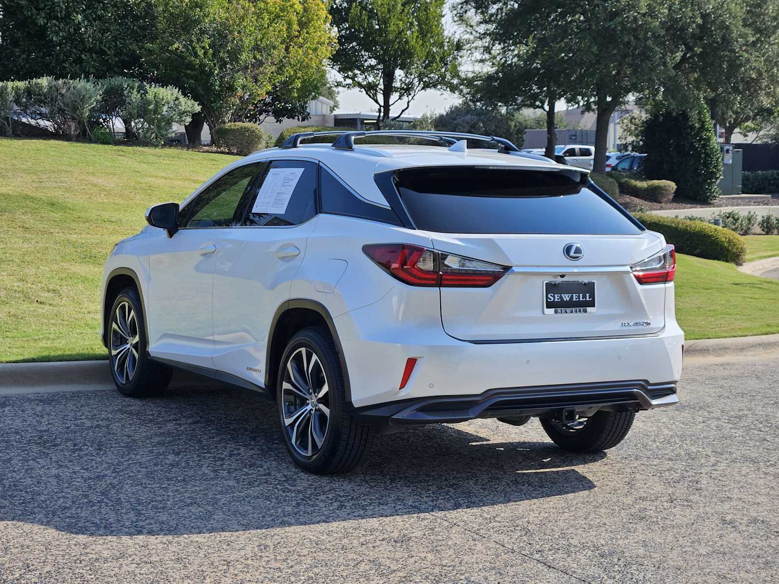 2016 Lexus RX 450h photo 3