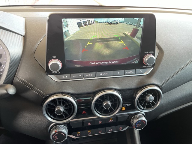 2024 Nissan Sentra SV photo 12