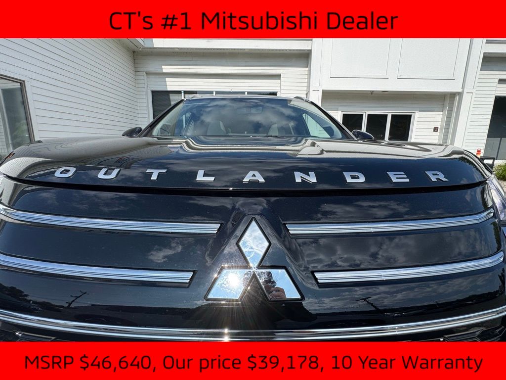 2025 Mitsubishi Outlander SEL photo 23