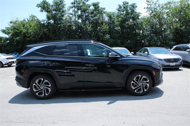 2025 Hyundai Tucson Limited photo 2