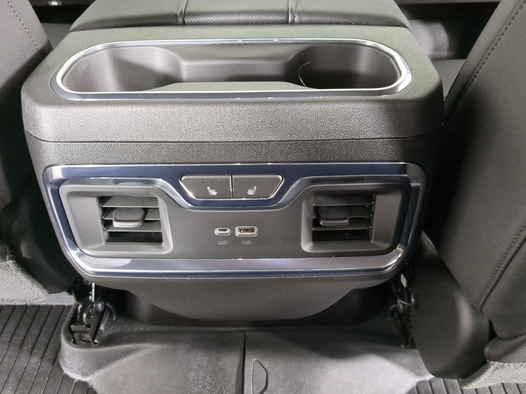 2024 Chevrolet Silverado 1500 LTZ photo 21