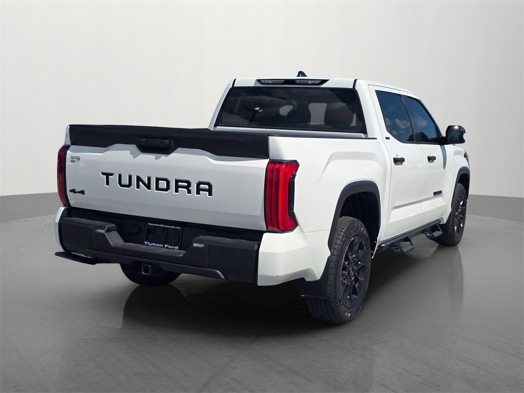 2024 Toyota Tundra SR5 photo 3