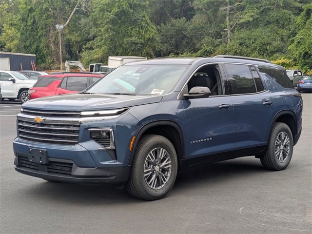 2026 Chevrolet Traverse photo 7