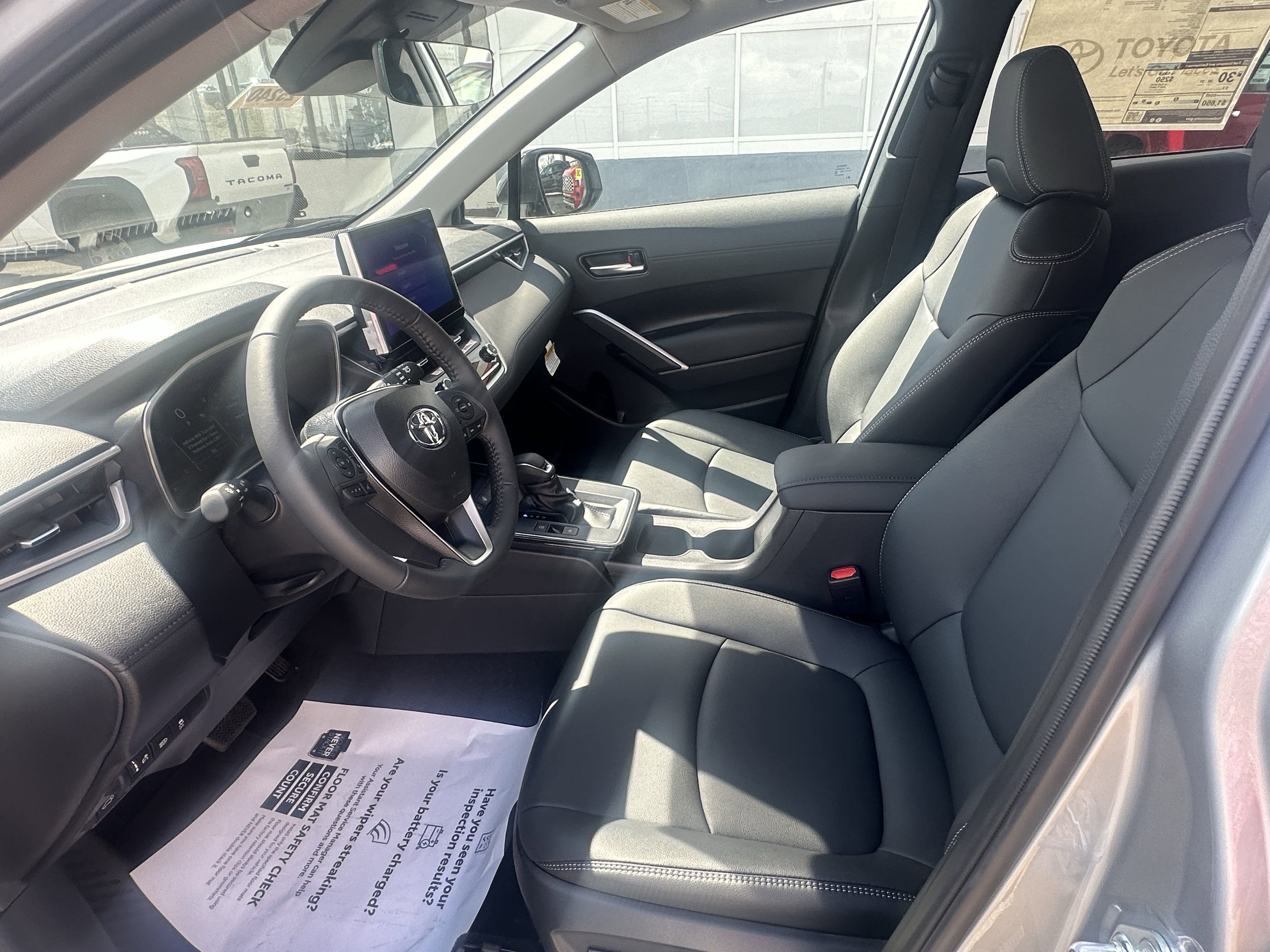 2026 Toyota Corolla Cross XLE photo 2