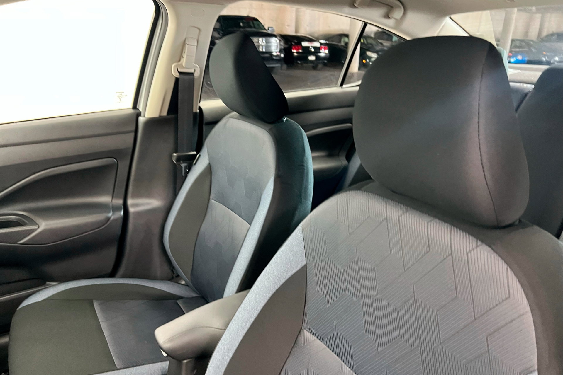 New 2025 Brilliant Silver Metallic Nissan SV image 17