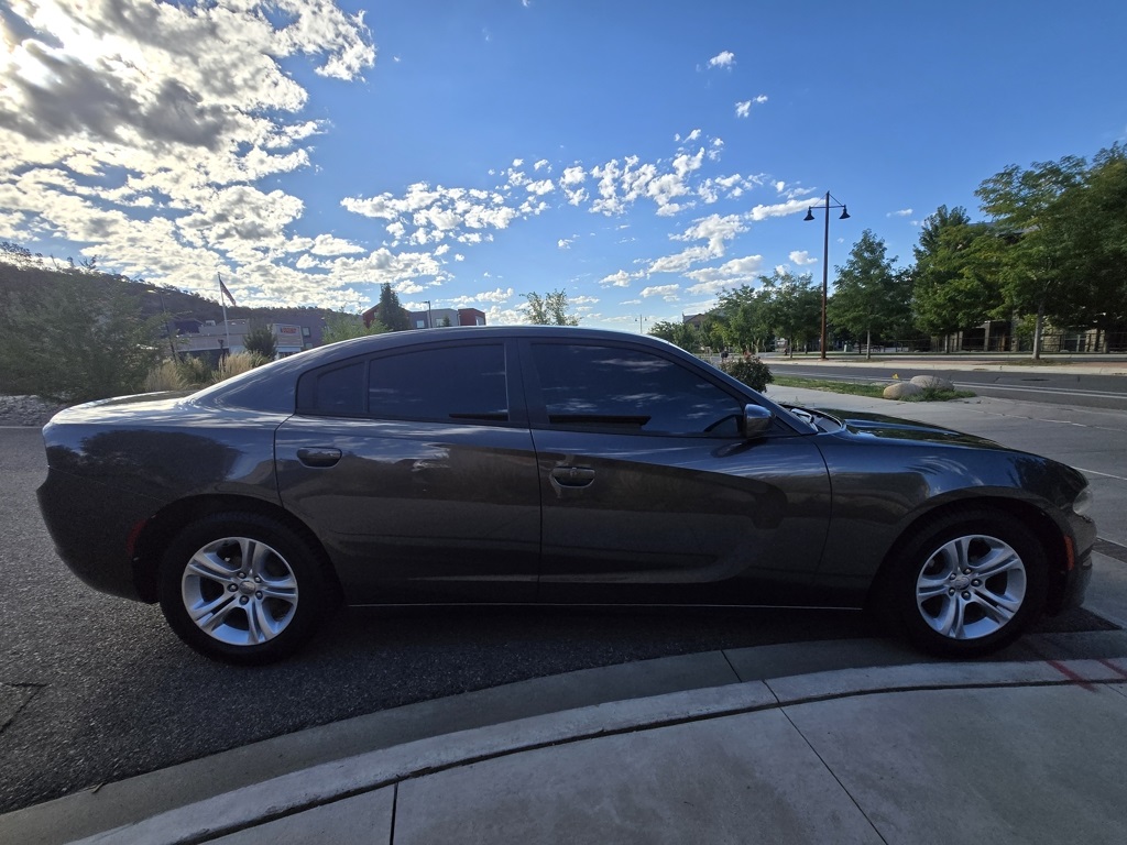 2020 Dodge Charger SXT photo 7