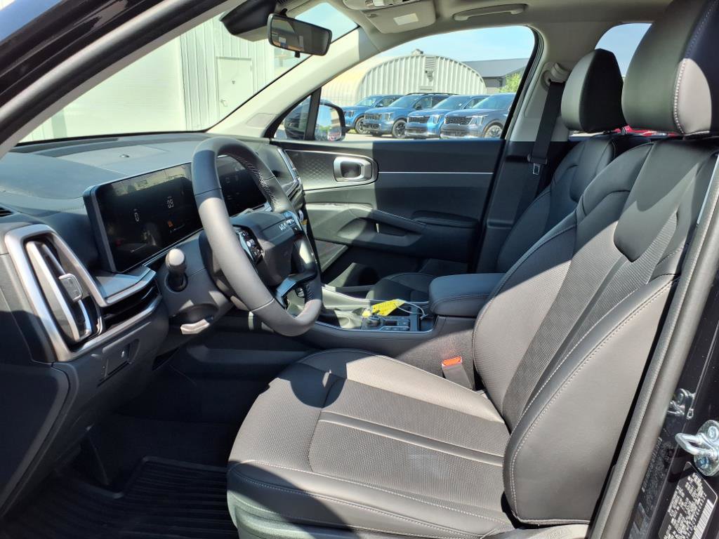 2026 Kia Sorento S photo 14