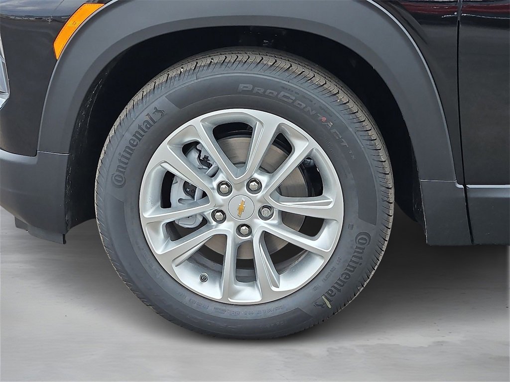 2026 Chevrolet Trailblazer LS photo 4