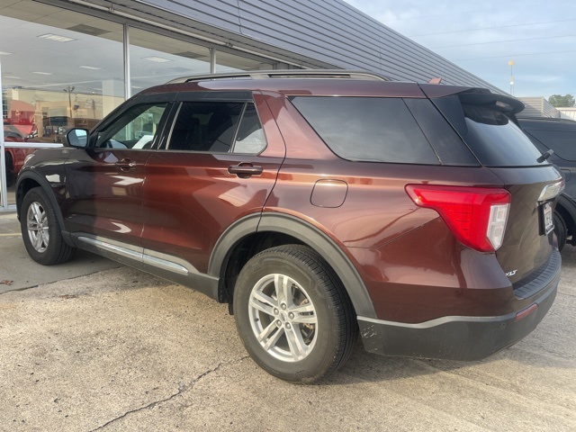 2020 Ford Explorer XLT photo 3