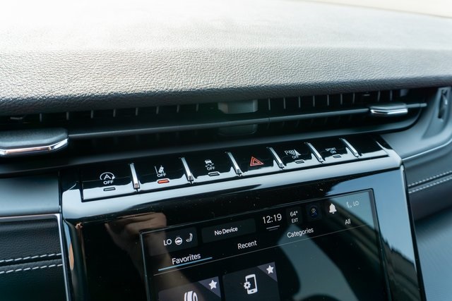 2025 Jeep Grand Cherokee Laredo X photo 15