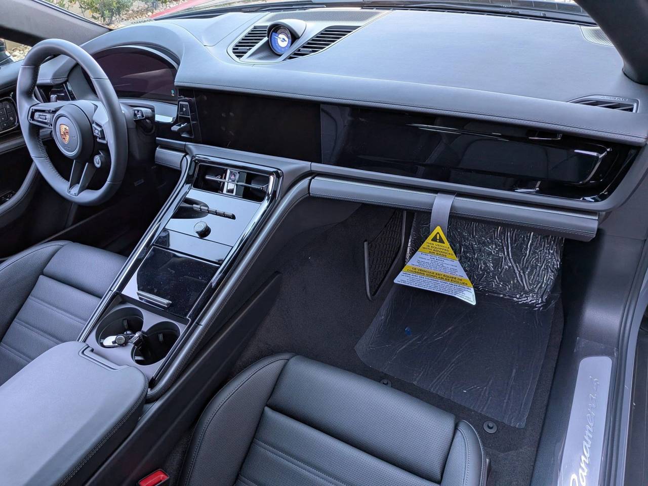2026 Porsche Panamera E-Hybrid 4 photo 23