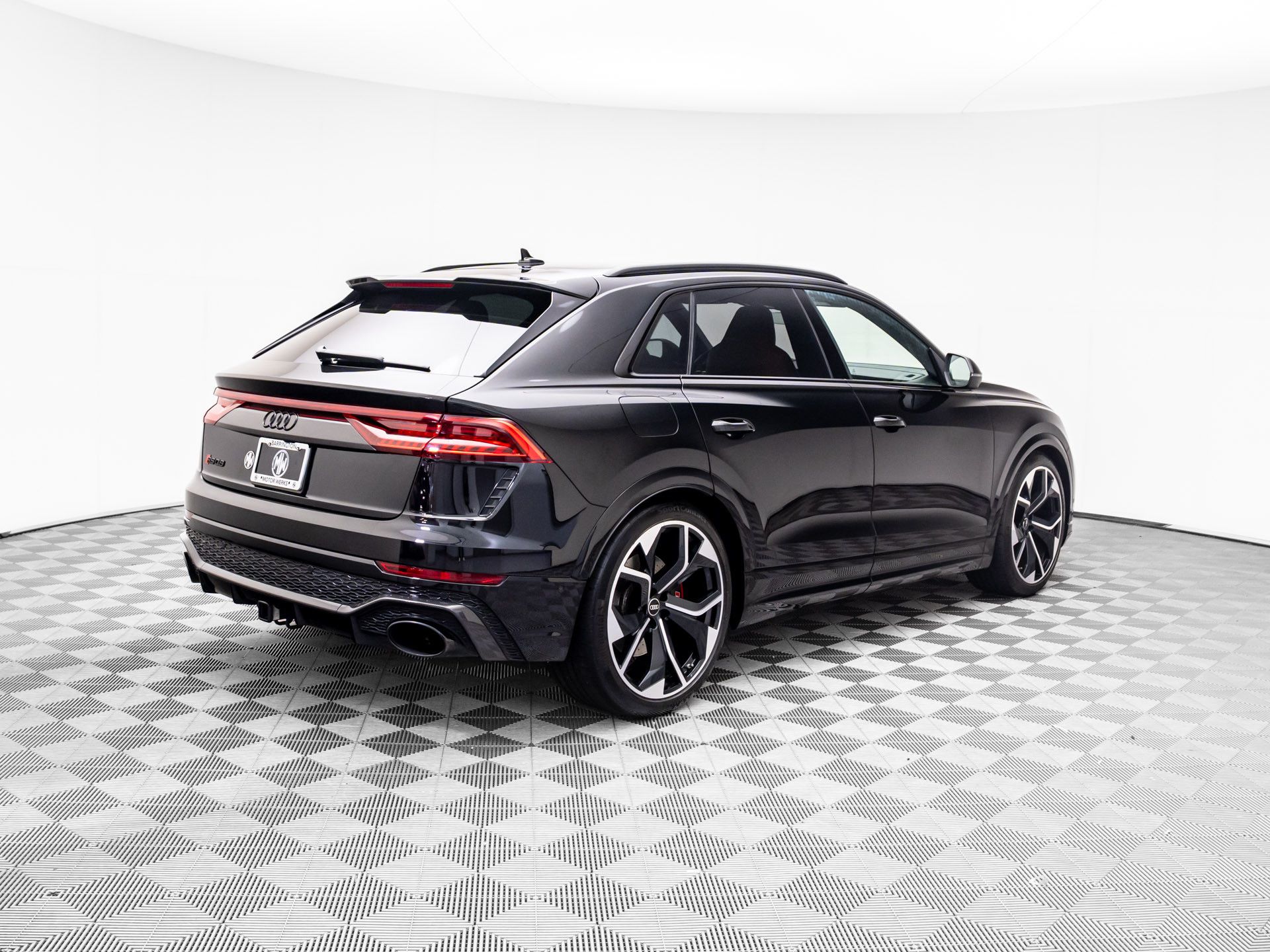 2022 Audi RS Q8 photo 4
