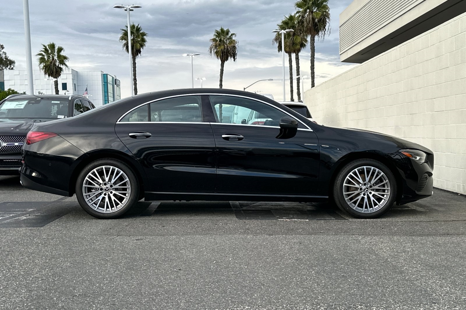 2025 Mercedes Benz CLA 250 photo 3