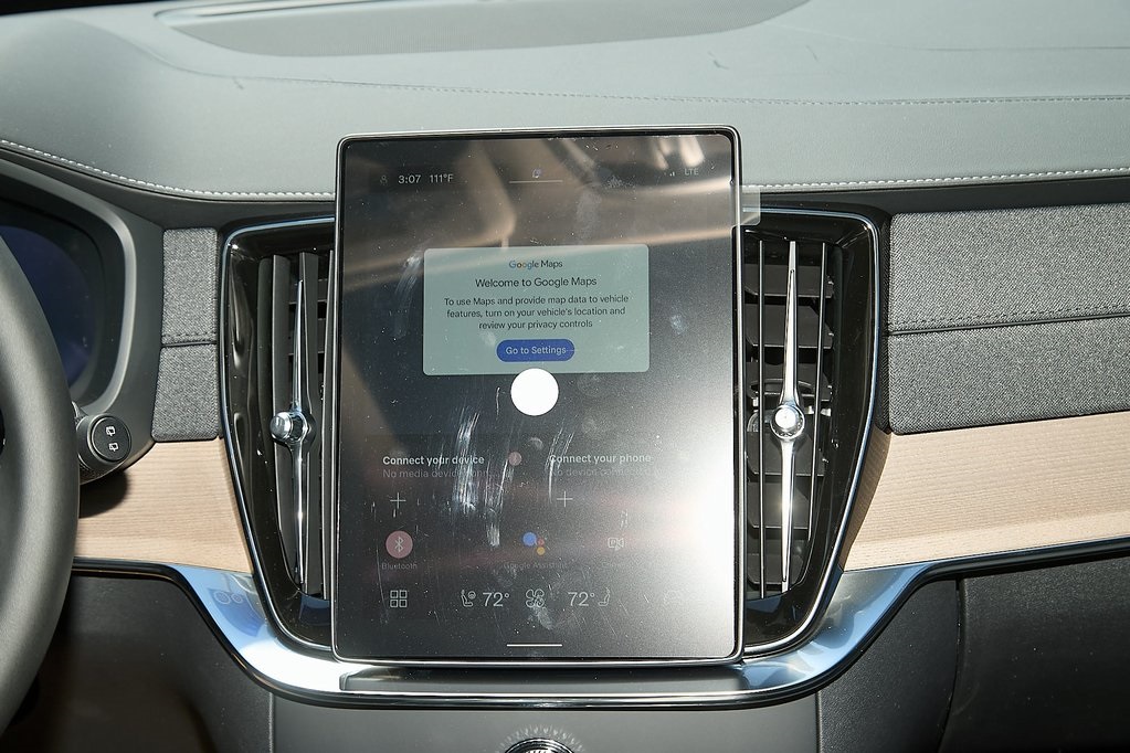 2025 VOLVO XC90 - Image 26