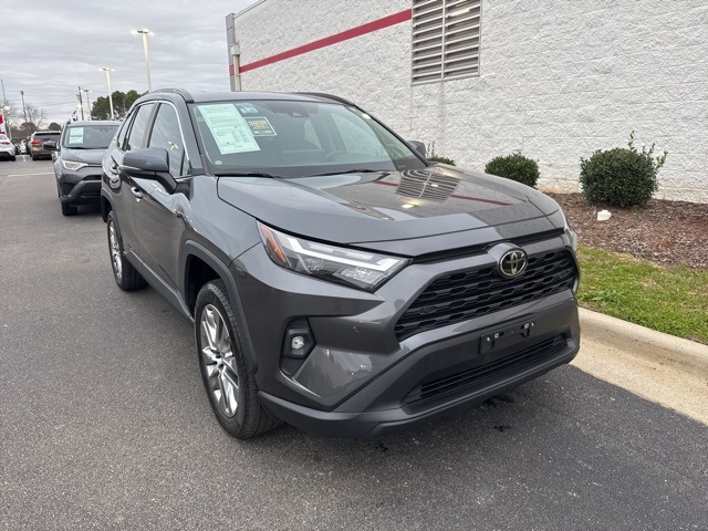 2023 Toyota RAV4 XLE Premium's photo