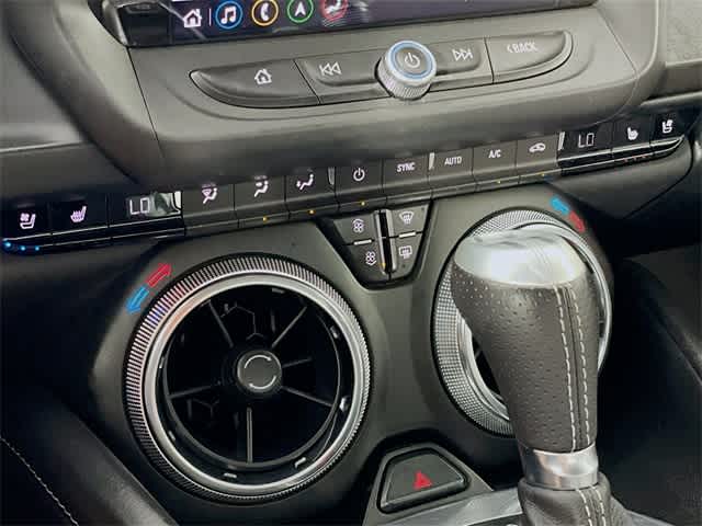 2019 Chevrolet Camaro 1LT photo 23