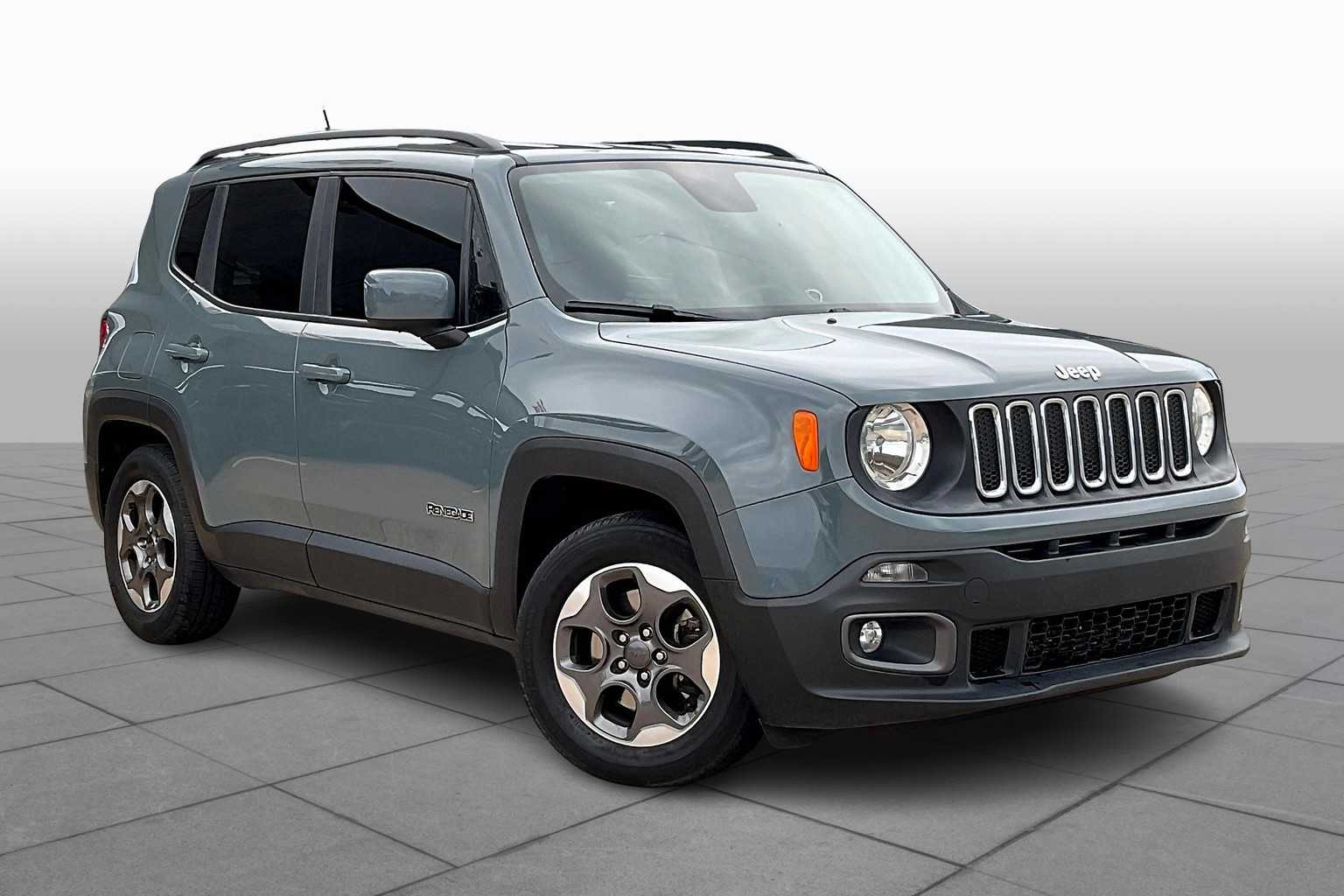 2017 Jeep Renegade Latitude North Edition photo 2