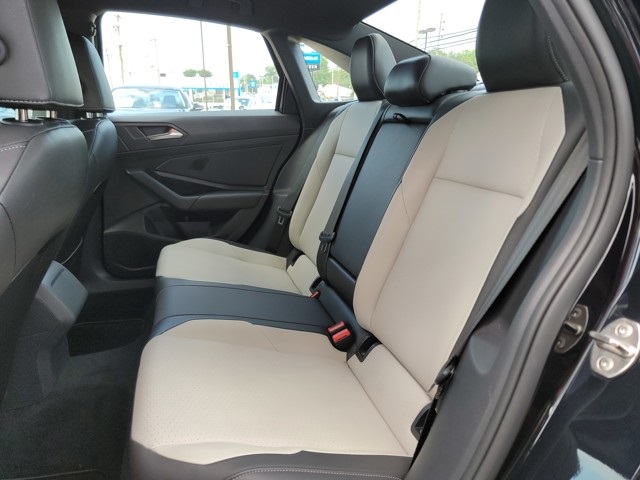 2021 Volkswagen Jetta R-Line photo 14