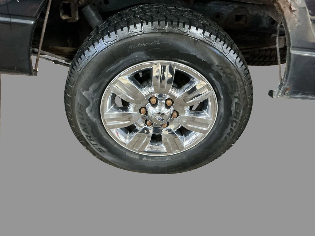 2010 Ford F-150 XL photo 14