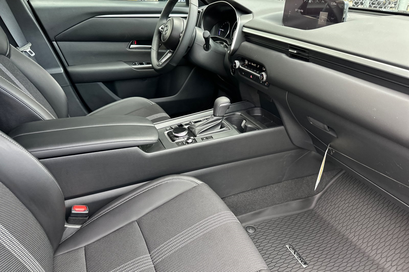 2025 Mazda CX-50 Preferred photo 14
