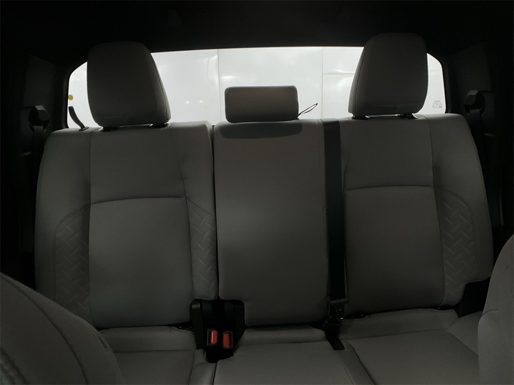 2025 Toyota Tacoma SR5 4x4 Double Cab photo 25