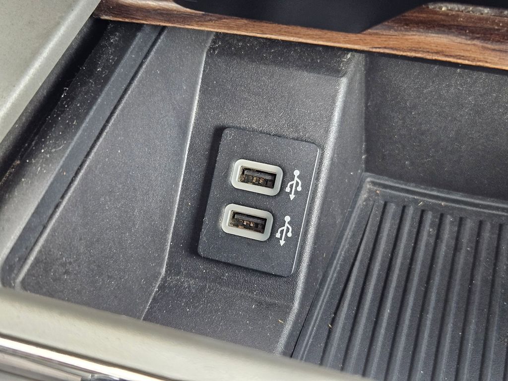 2018 Ford F-150 Lariat photo 22