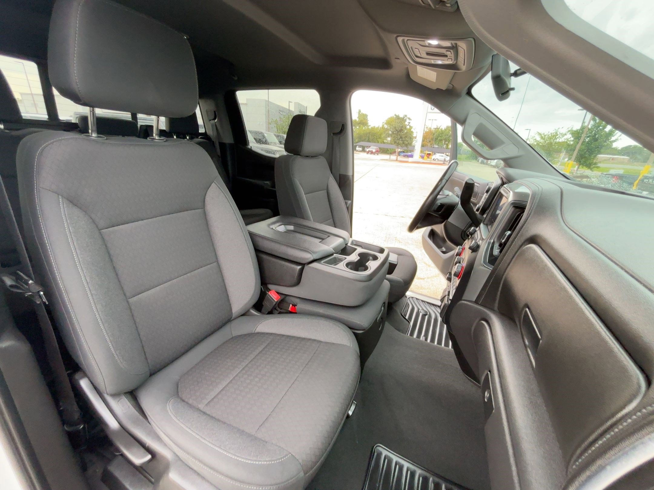 2021 Chevrolet Silverado 1500 LT photo 25