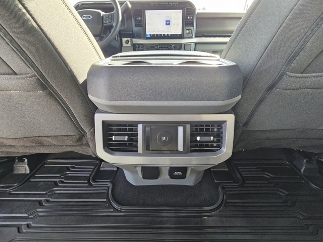 2023 Ford F-350 photo 18