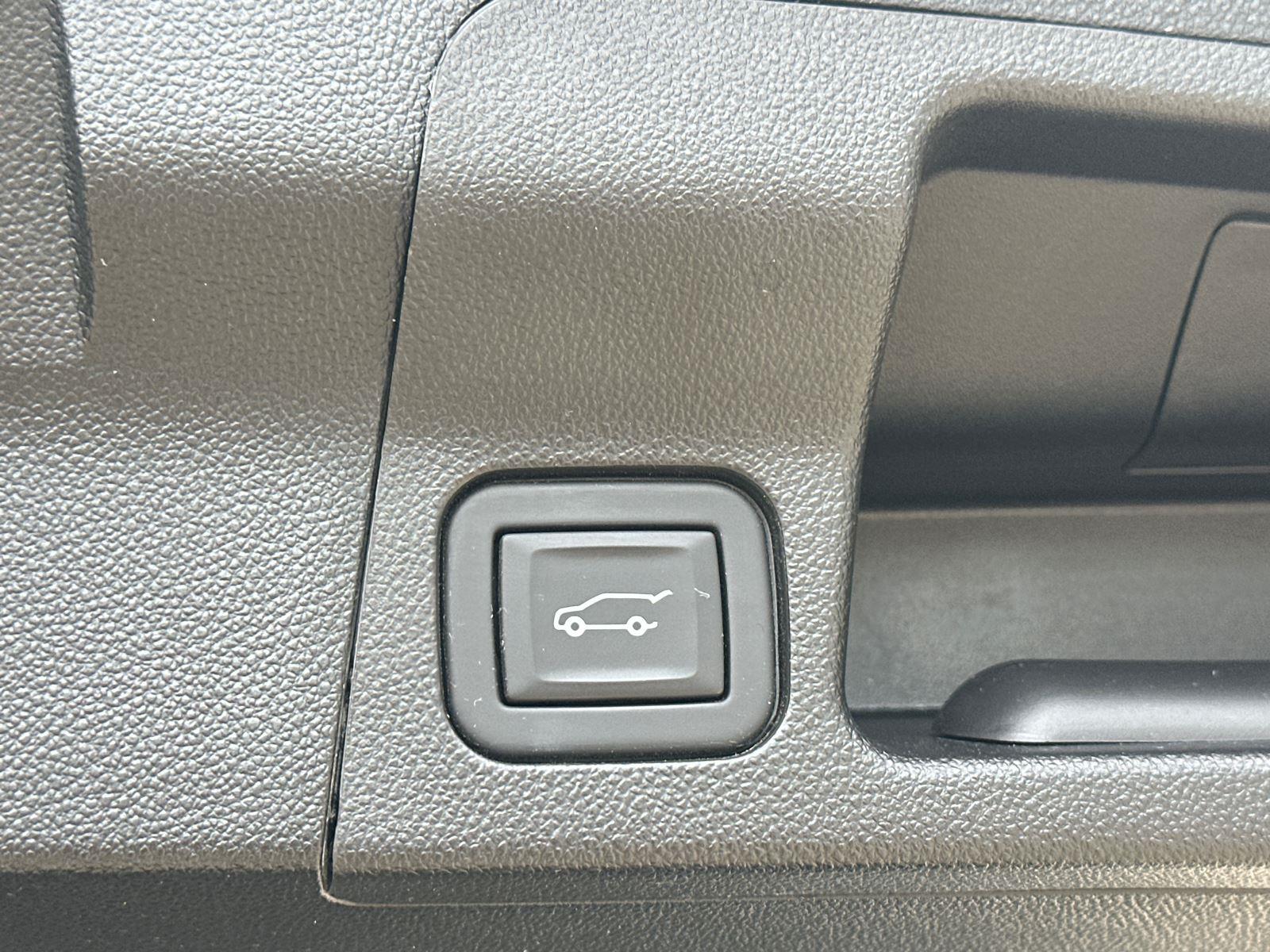 2023 Gmc Acadia AT4 photo 31