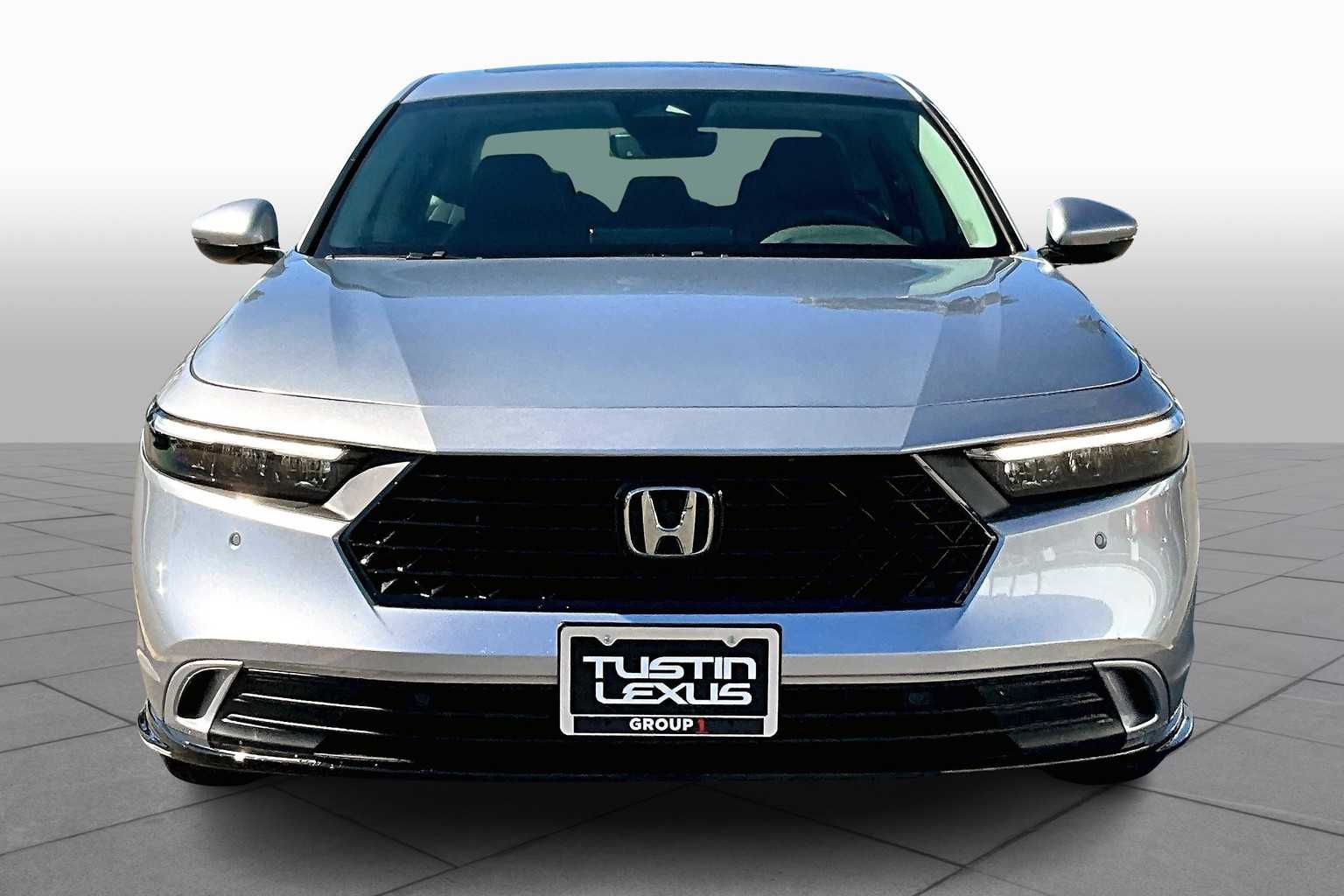 2024 Honda Accord Hybrid EX-L photo 3