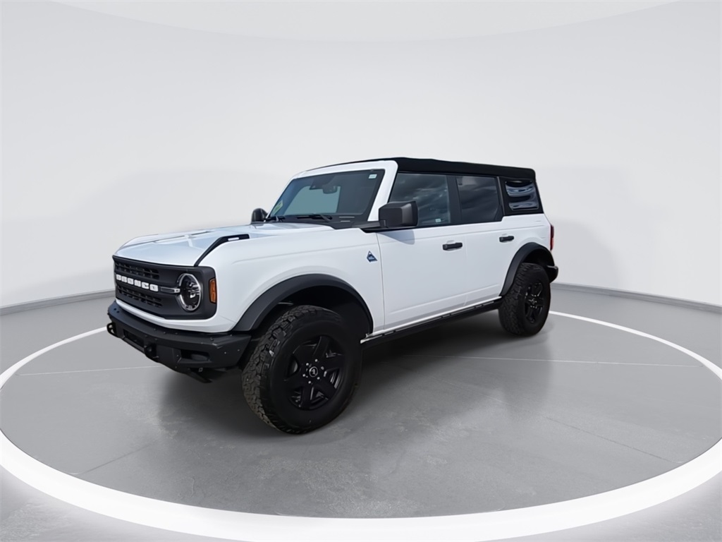 2021 Ford Bronco Black Diamond photo 3