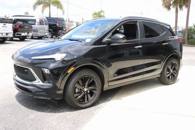 2025 Buick Encore GX Sport Touring photo 4