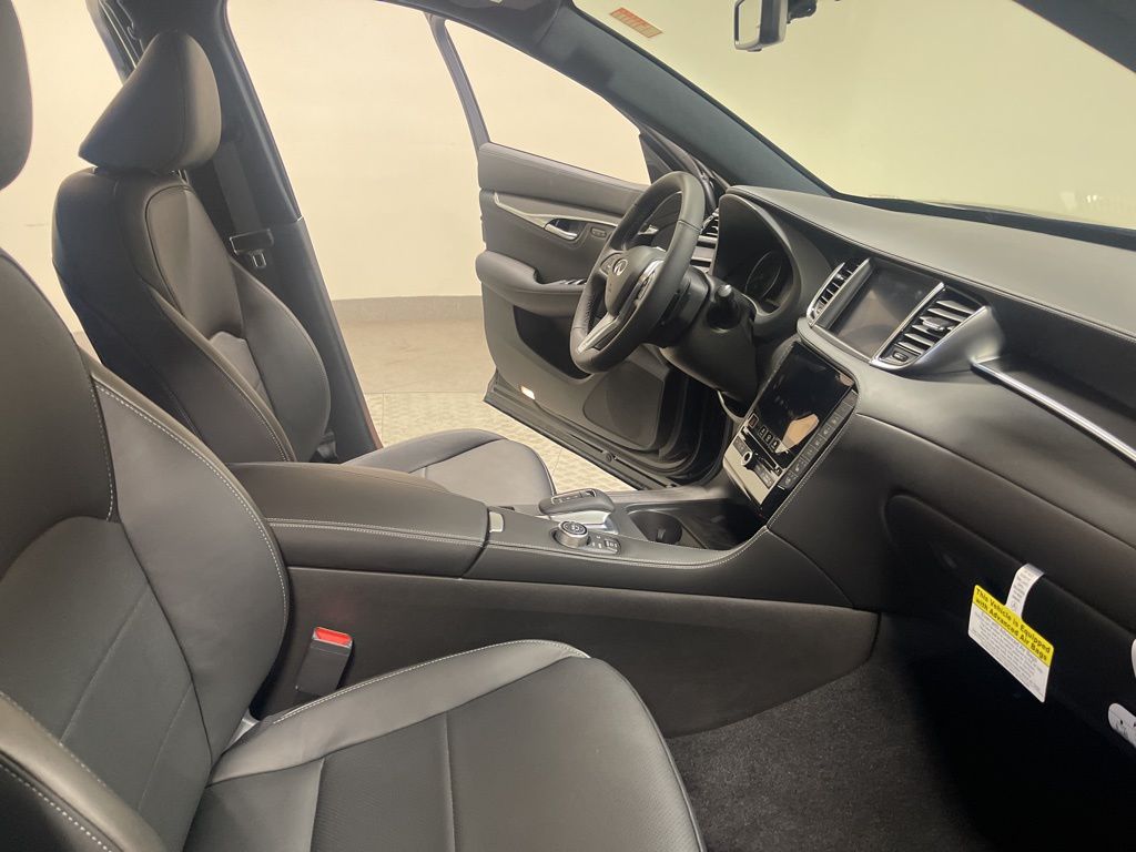 2025 Infiniti QX55 Essential photo 21