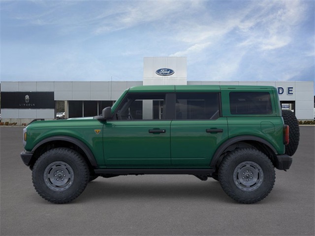 2025 Ford Bronco Badlands photo 2