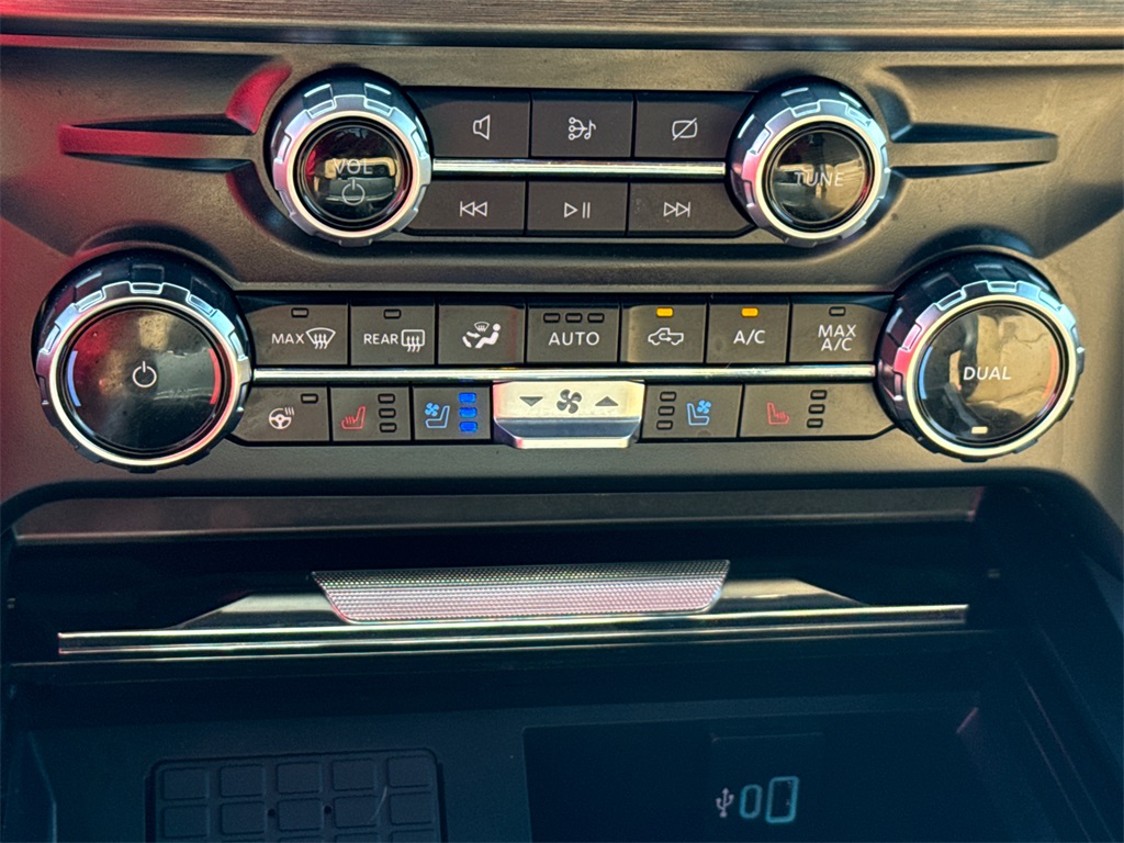 2024 Ford F-250 Lariat photo 30