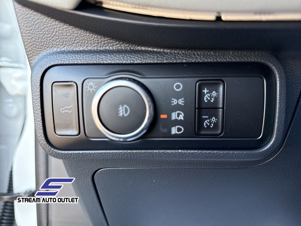 2025 Ford Explorer Platinum photo 14