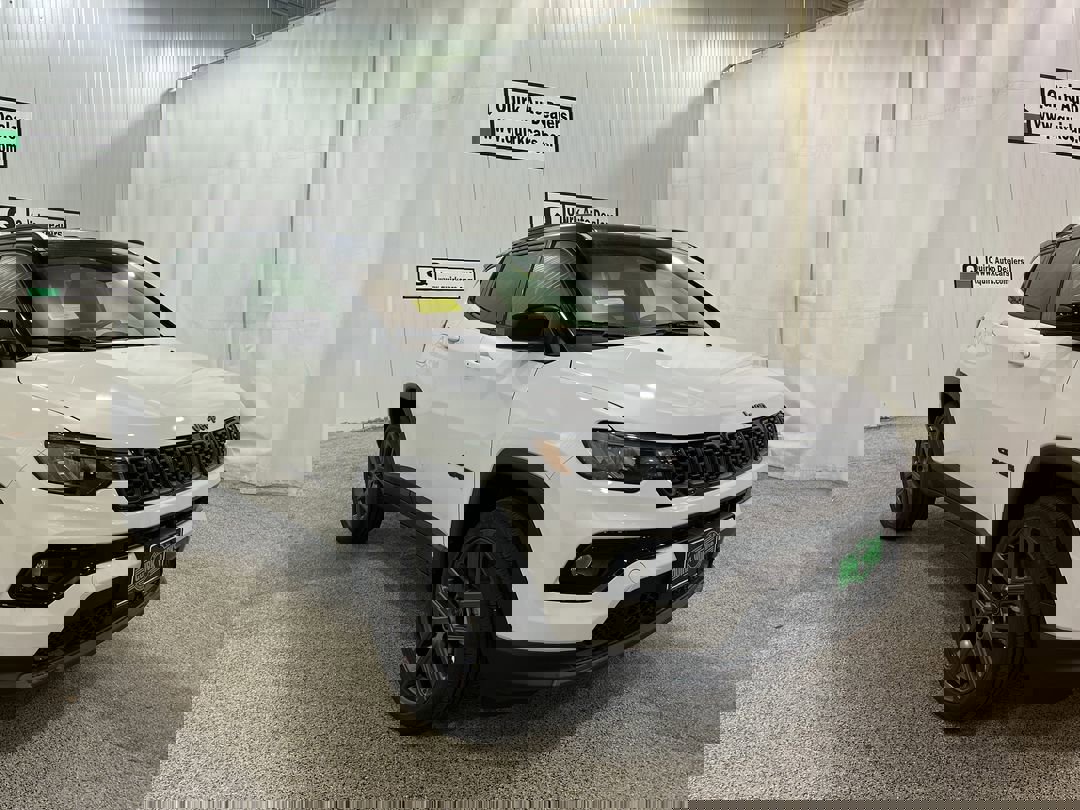 2026 Jeep Compass Limited Altitude's photo