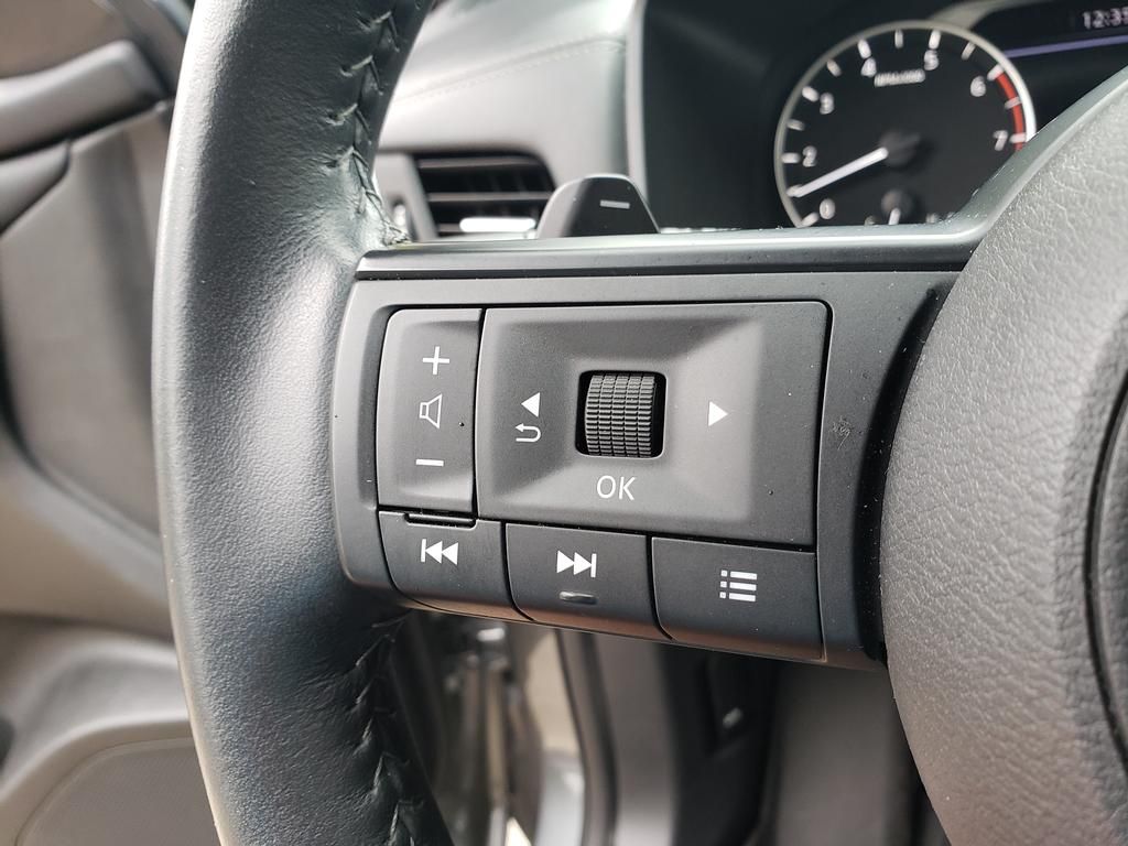 2024 Nissan Rogue SV photo 29