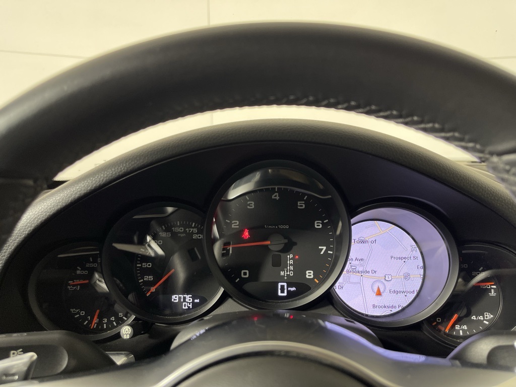 2017 Porsche 911 Cabriolet photo 33