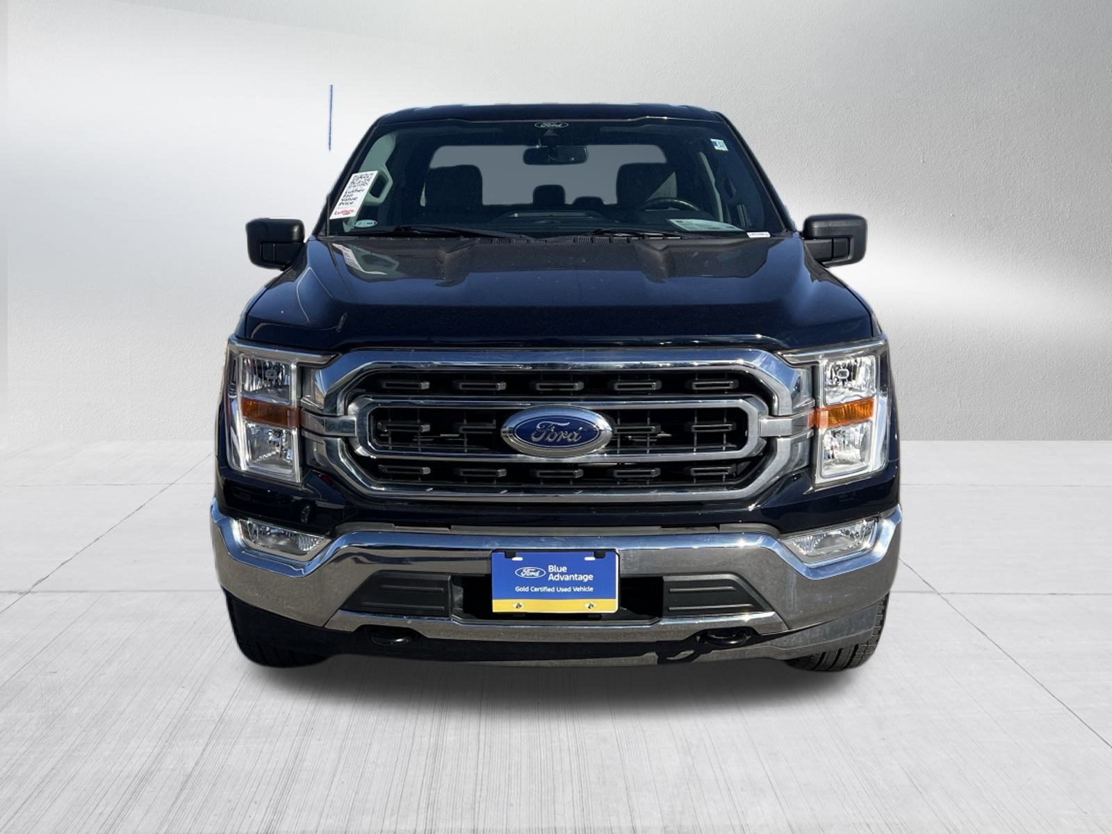 2022 Ford F-150 XLT photo 2
