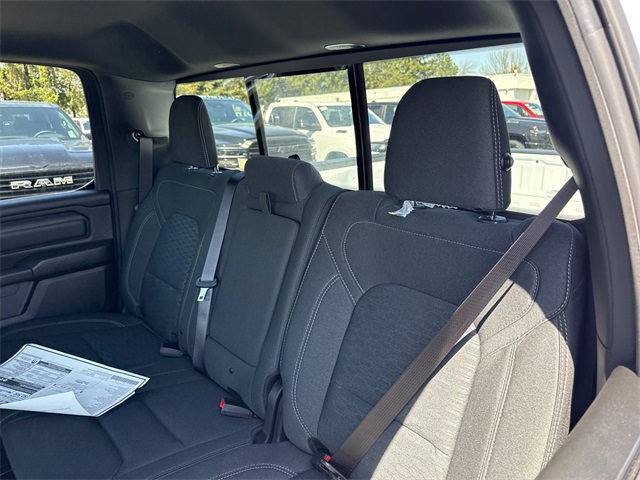 2025 Ram 1500 Tradesman photo 4