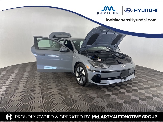 2024 Hyundai Ioniq 6 SE photo 18
