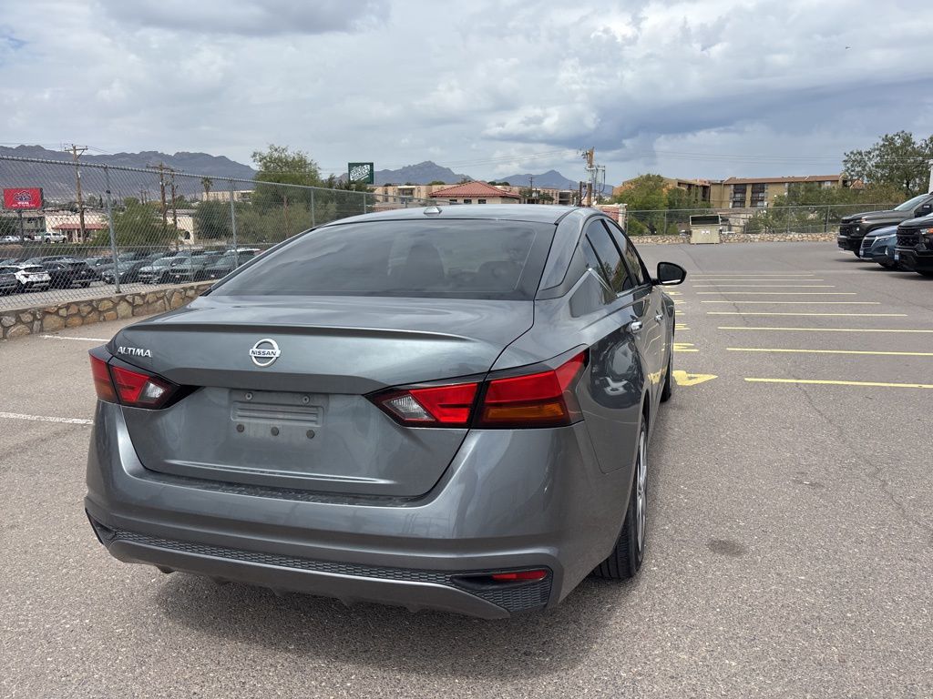 2020 Nissan Altima 2.5 S photo 9