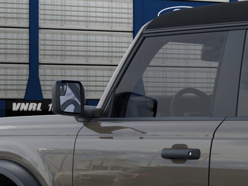 2025 Ford Bronco Base photo 18