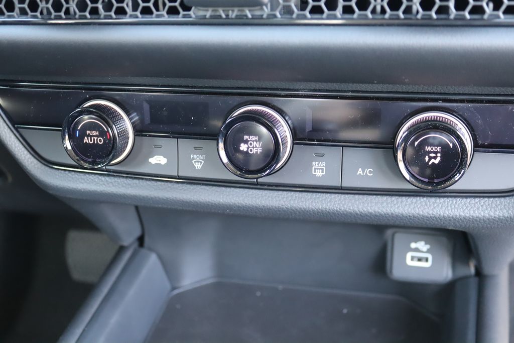 2025 Honda HR-V LX photo 22