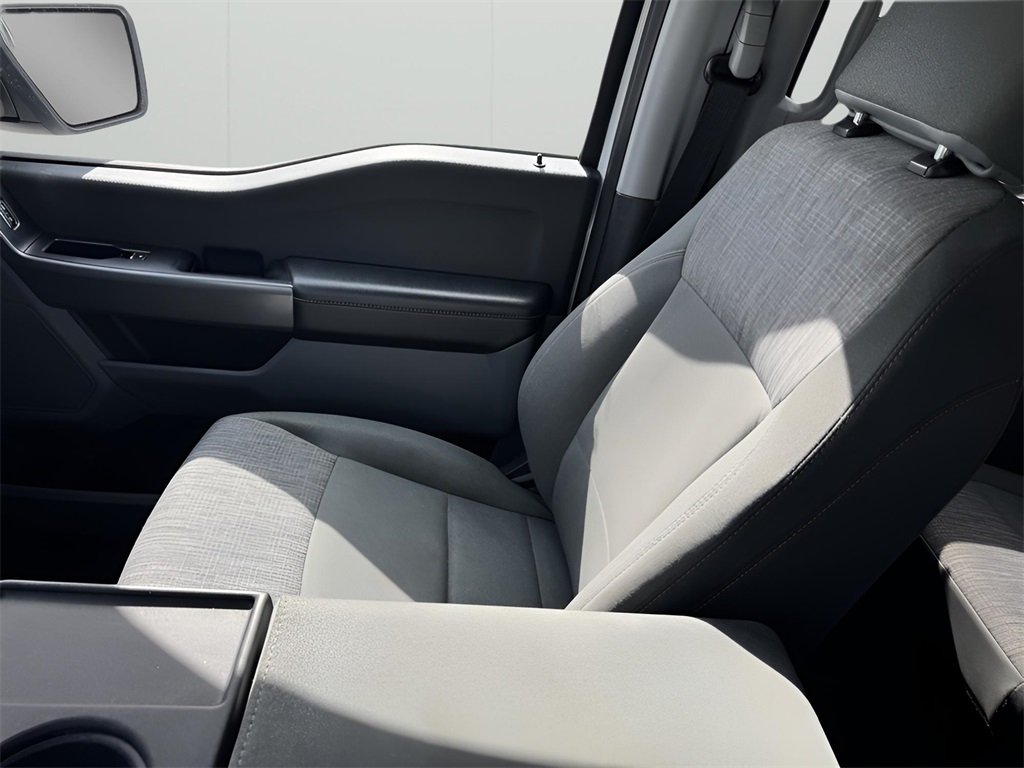 2023 Ford F-150 XLT photo 26