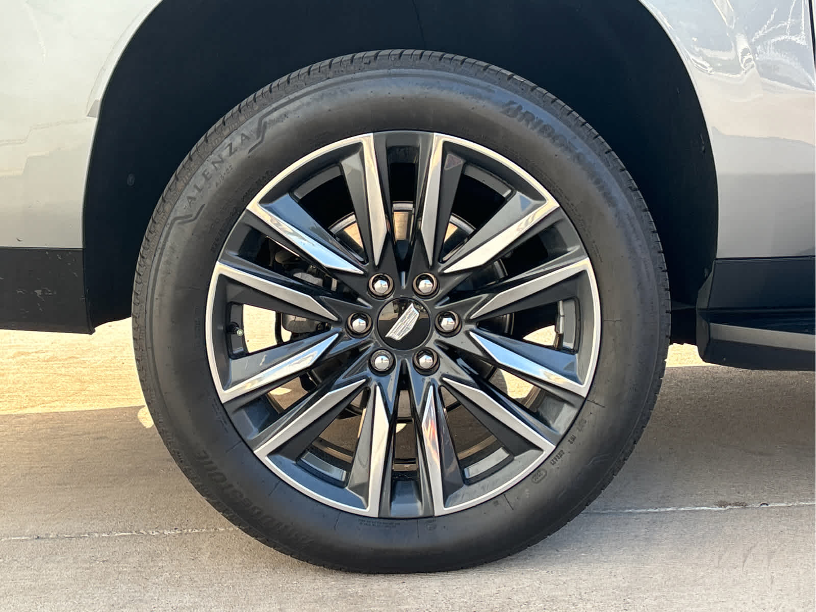2023 Cadillac Escalade ESV Sport photo 8