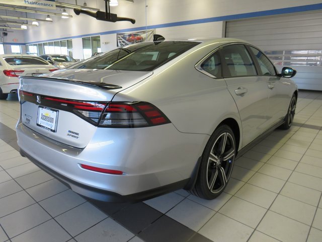 2025 Honda Accord Hybrid Sport photo 2