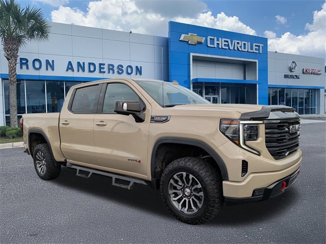 2022 GMC Sierra 1500 AT4's photo